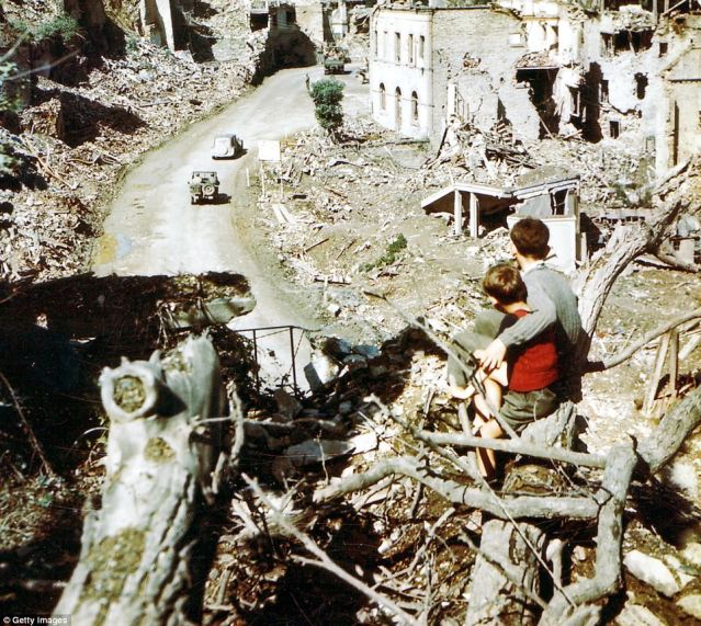 article-0-1A642090000005DC-556_964x862